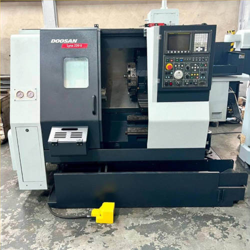 TORNO CNC DOOSAN