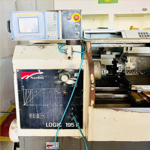 Torno CNC Marca Nardini Modelo Logic 195 II